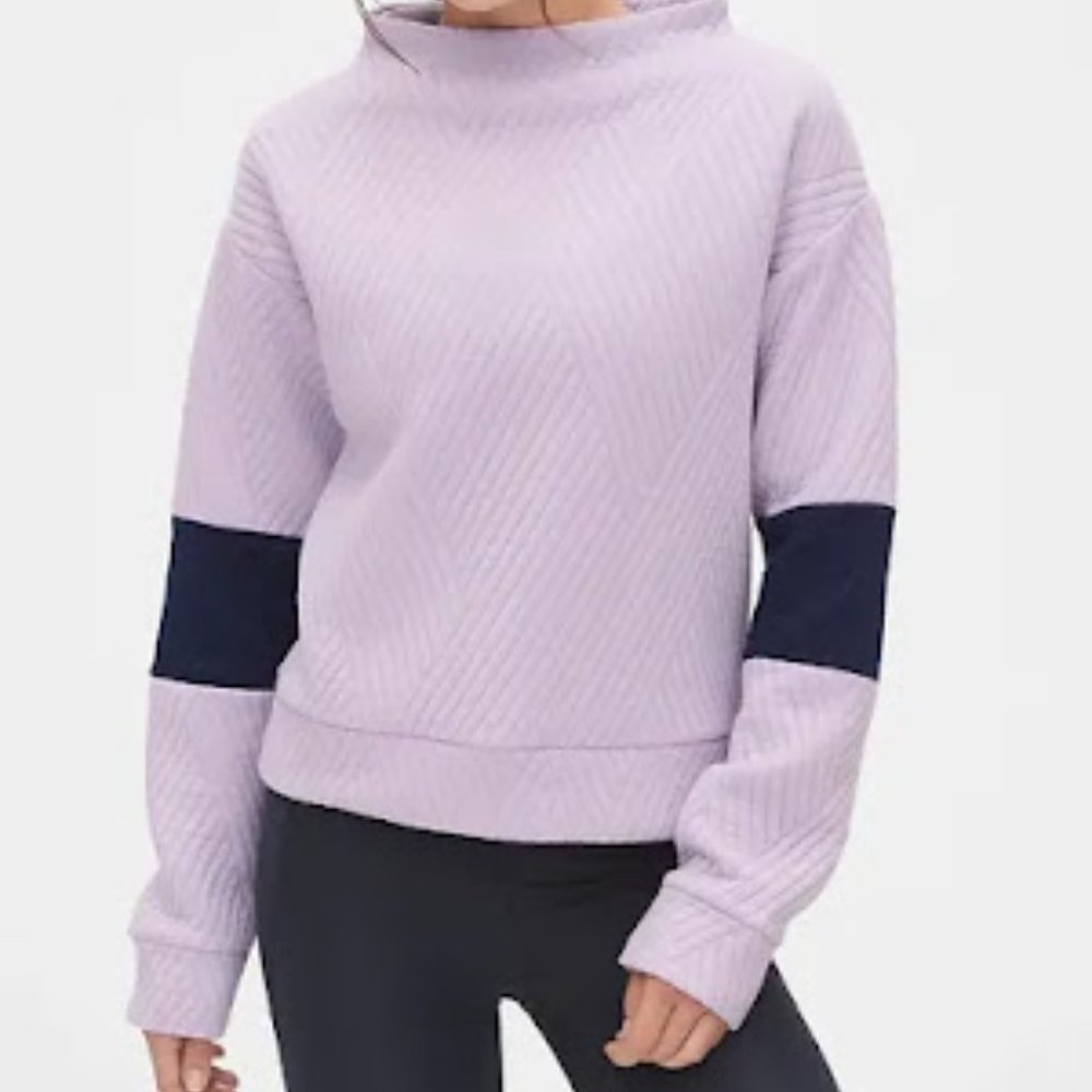 Gap Fit Quilted Jacquard Sweatshirt (M)